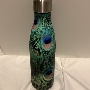 Swell water bottle